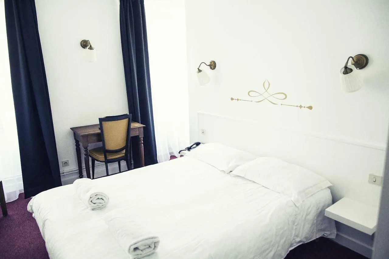 The Old Hotel Ravel Centre Clermont-Ferrand 2*,