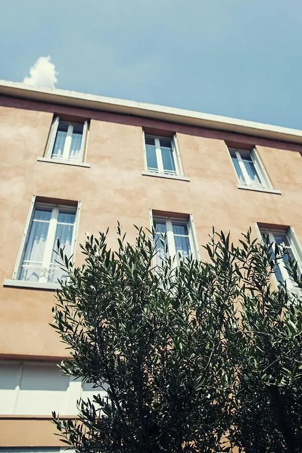 The Old Hotel Ravel Centre Clermont-Ferrand